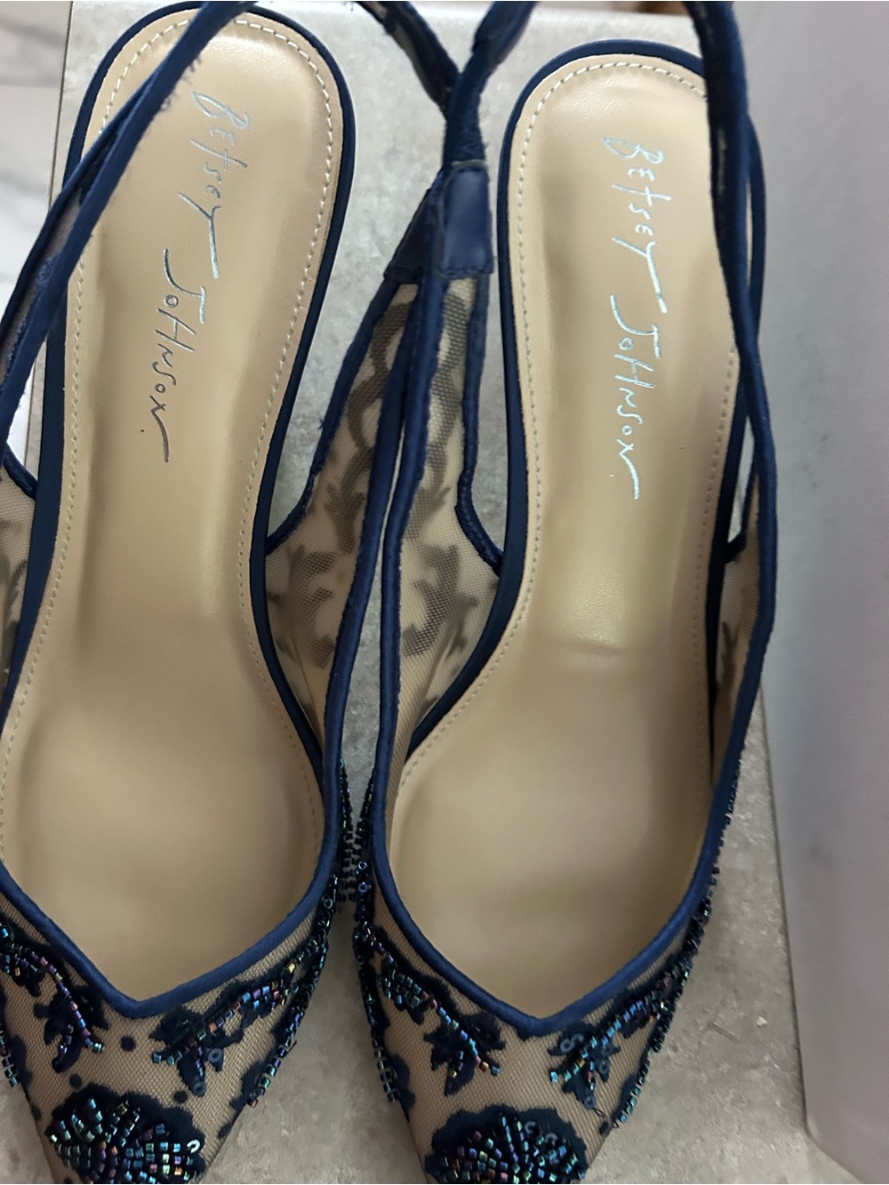 BETSY JOHNSON-Beaded Navy Mesh Slingback Pointed-Toe Heels size 8 - Picture 2 of 7